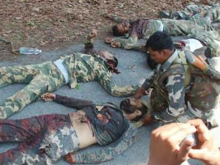 મહારાષ્ટ્રમાં નક્સલી હુમલો, 7 પોલીસકર્મીઓ શહીદ