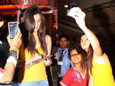 ખુશ છે રણદીપ ખુશ છે રણદીપ