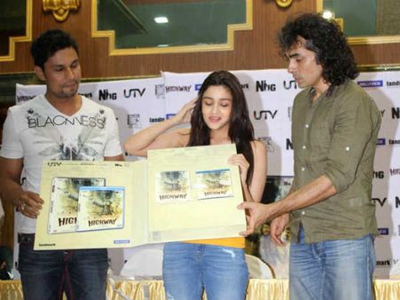 અનકટ સીન્સ ગઝબના અનકટ સીન્સ ગઝબના