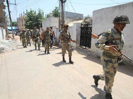 હૈદરાબાદમાં સાંપ્રદાયિક હિંસા : પોલીસ ફાયરિંગમાં બેના મોત