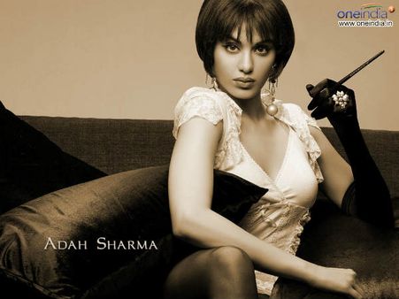 ભાષાથી પર થયું ઉદ્યોગ