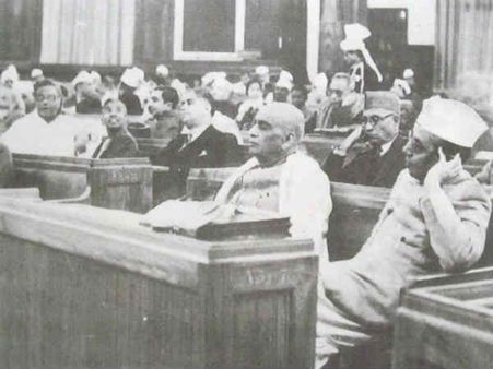 9 ડિસેમ્બર 1946ના રોજ શરૂ થયું હતું સંવિધાન બનાવવાનું કામ