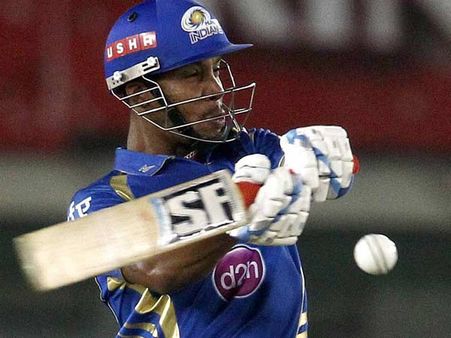 મુંબઇની ઇનિંગ