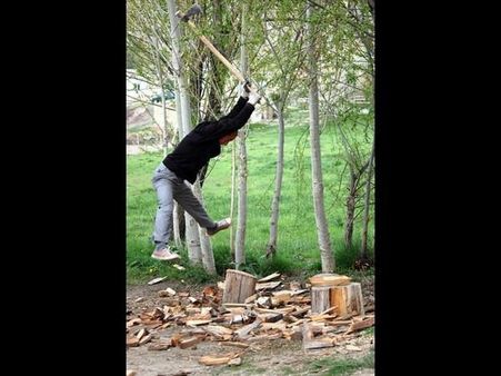 એક ઘા ને બે કટકા