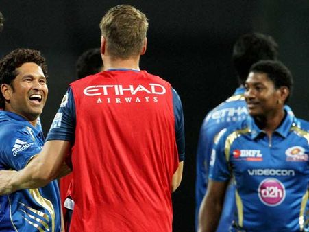 મુંબઇની ઇનિંગ