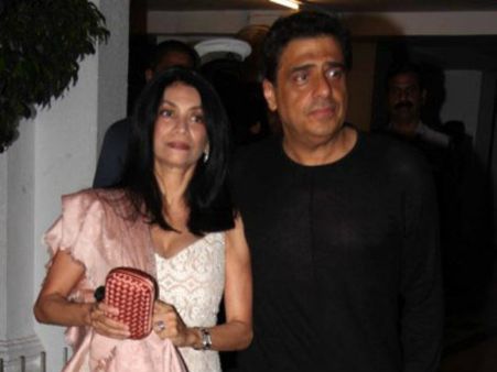 કરણ જૌહરની બર્થ ડે પાર્ટી કરણ જૌહરની બર્થ ડે પાર્ટી