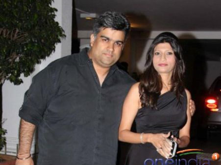 કરણ જૌહરની બર્થ ડે પાર્ટી કરણ જૌહરની બર્થ ડે પાર્ટી