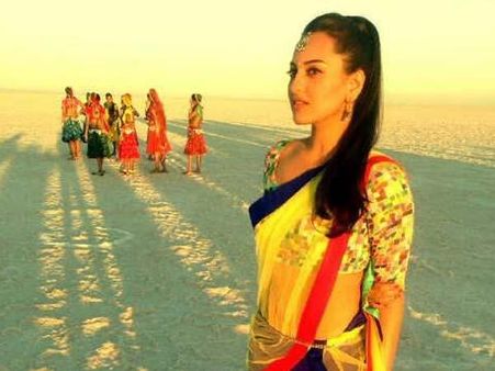 સોનાક્ષી સિન્હા સોનાક્ષી સિન્હા