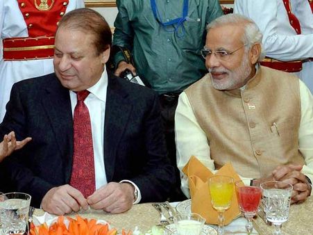 નવાઝ શરીફ પણ મૈત્રીપૂર્ણ સંબંધોની તરફેણમાં નવાઝ શરીફ પણ મૈત્રીપૂર્ણ સંબંધોની તરફેણમાં