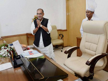 કૃષિ મંત્રી