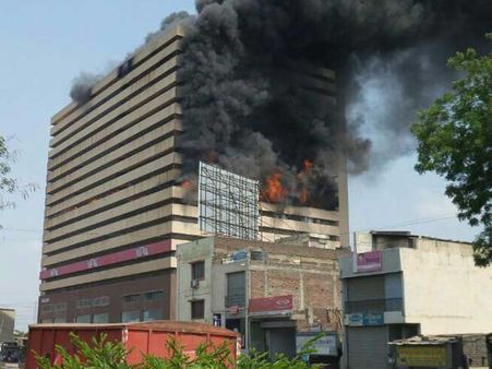 સુરતના કાપડ બજારમાં આગ