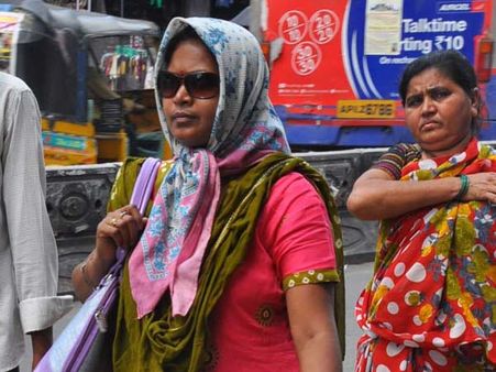 ગરમીથી બેહાલ