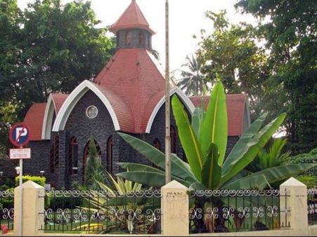 સેંટમેરી કૈથેડ્લ બેસિલિકા પ્રાર્થના હોલ