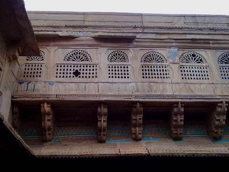 બે ભગવાનનું મંદિર