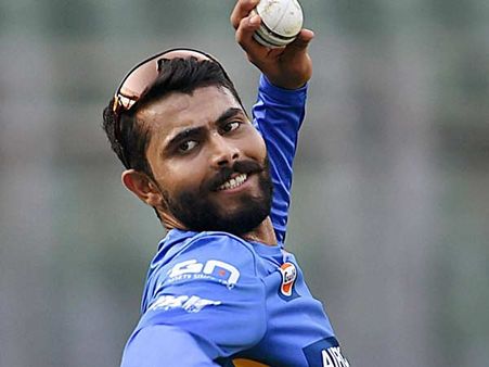 રવિન્દ્ર જાડેજા(બેસ્ટ બોલિંગ ફિગર)