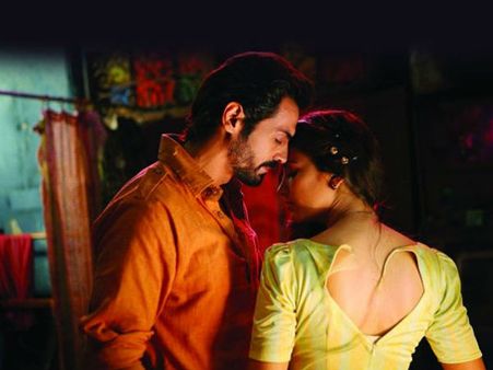 ડી ડે-ગેલુપુ ગુર્રમમાં શ્રુતિ-અર્જુનના ગરમાગરમ દૃશ્યો ડી ડે-ગેલુપુ ગુર્રમમાં શ્રુતિ-અર્જુનના ગરમાગરમ દૃશ્યો