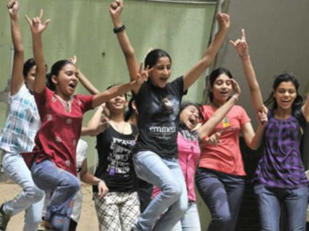 કયા કેન્દ્રનું સૌથી વધુ અને સૌથી ઓછું પરિણામ?