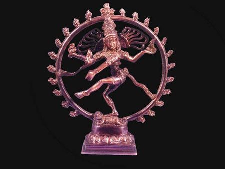 શિવની પ્રસિદ્ધ પ્રાચીન મૂર્તિ શિવની પ્રસિદ્ધ પ્રાચીન મૂર્તિ