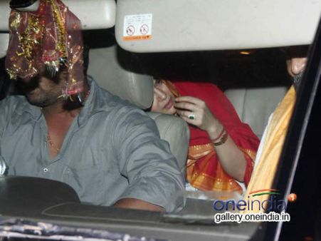 લાલ ચૂંદડી ઓઢી લાલ ચૂંદડી ઓઢી