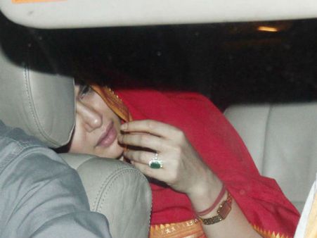 ટેંશનમાં છે પ્રીતિ? ટેંશનમાં છે પ્રીતિ?