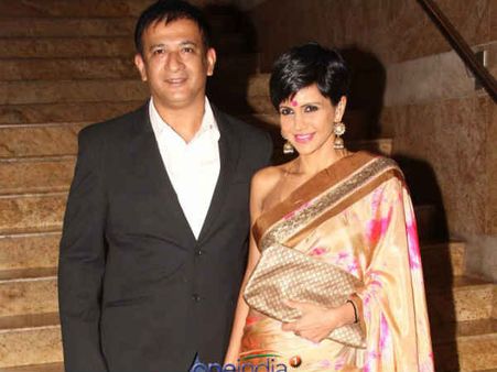 પતિ સાથે મંદિરા બેદી