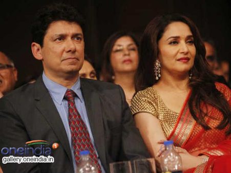 પતિ સાથે માધુરી