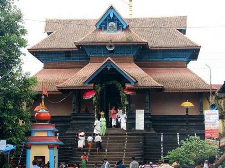 અરનમૂલ પાર્થસારથી મંદિર