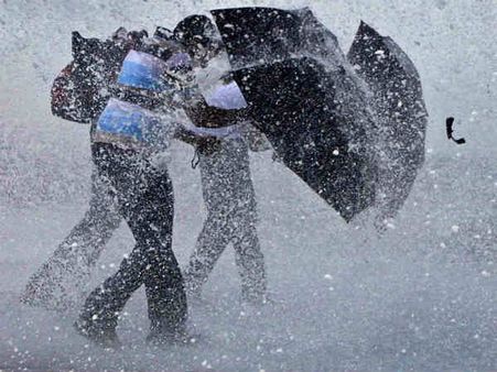 આવરે વરસાદ, ઢેબરીઓ પરસાદ... આખરે આ મોનસૂન છે શું!