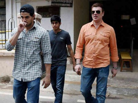 કોર્ટમાં સૂરજ પંચોલી કોર્ટમાં સૂરજ પંચોલી