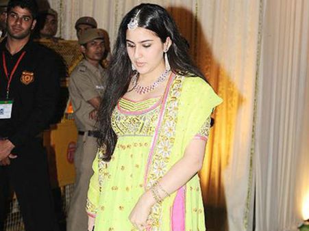 સારાને વખાણે છે લોકો સારાને વખાણે છે લોકો