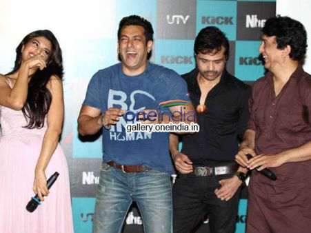 જુમ્મા-ચુમ્મા...નો ફૅન જુમ્મા-ચુમ્મા...નો ફૅન