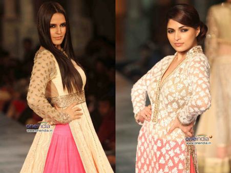 નેહા-પાર્વતી