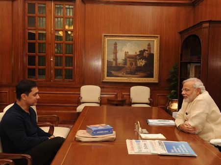 મોદી પ્રત્યેની દૃષ્ટી બદલાઇ