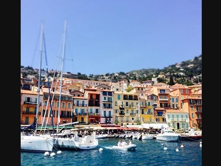 બોટમાંથી લીધેલી તસવીર