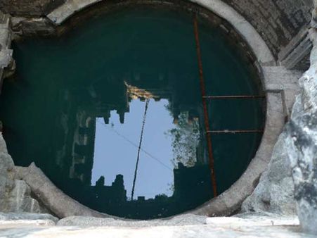 રાખેંગારની વાવ રાખેંગારની વાવ