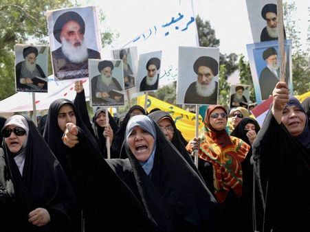 નેતાઓના વચ્ચે ખાઇ નેતાઓના વચ્ચે ખાઇ