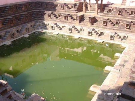 ક્યારેક લોકોની તરસ છિપાવતા હતા ગુજરાતના આ જળ મંદિરો