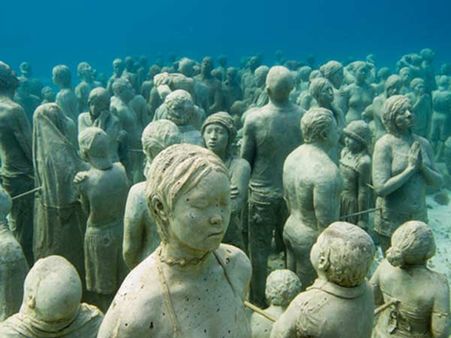 અસંખ્ય માનવકૃતિ