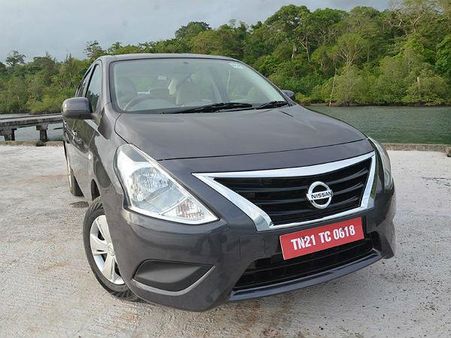 પહેલીવાર નજીકથી આ કારને જોઇ