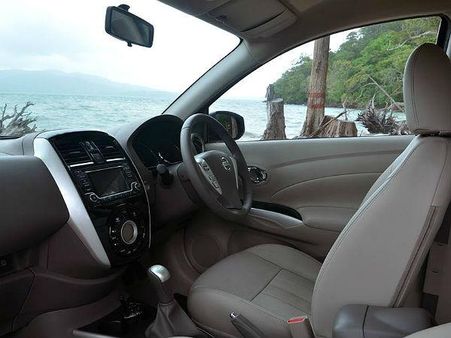 સન્નીના કેબિનમાં થોડોક બદલાવ