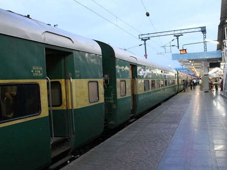 ટિકિટ વગર મુસાફરી ના કરે લોકો