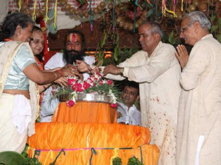 શહેરમાં શાંતિનો માહોલ બની ગયો