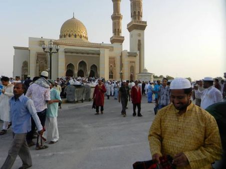 સપરિવાર