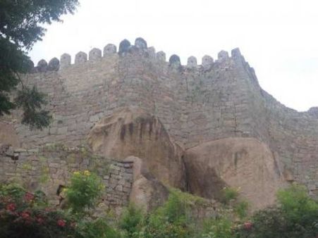 રાજા અને નૃત્યાંગનાની પ્રેમ કહાણીની ઓળખ છે આ શહેર