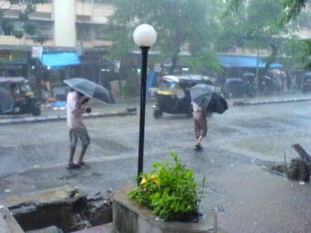 ગુજરાત માટે સારા સમાચાર, મુંબઇમાં વરસાદનું આગમન