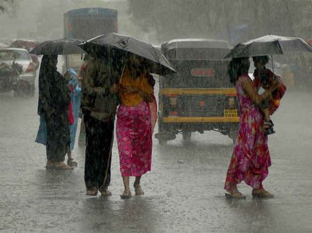 મુંબઇમાં વરસાદ