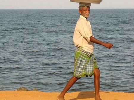 બીચ પર વેન્ડર