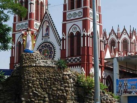 પોંડિચેરીમાં આવેલું ચર્ચ