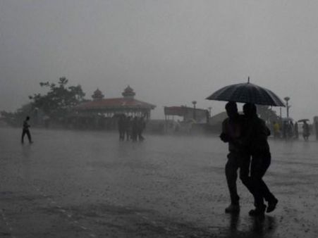 ખુશનુમા થયું વાતાવરણ 