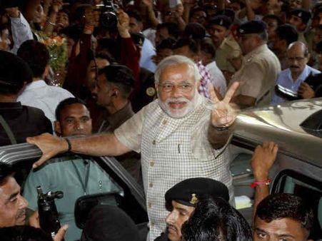 મોદી જમ્મુ-કાશ્મીર પ્રવાસ પર, ઘાટીમાં હાઇ એલર્ટ